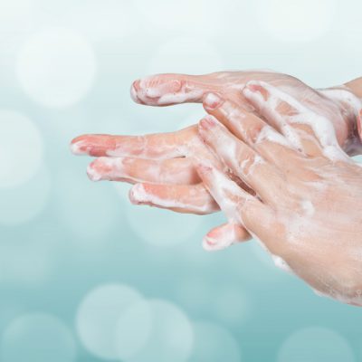 Fotolia_100930758_haende_waschen_2
