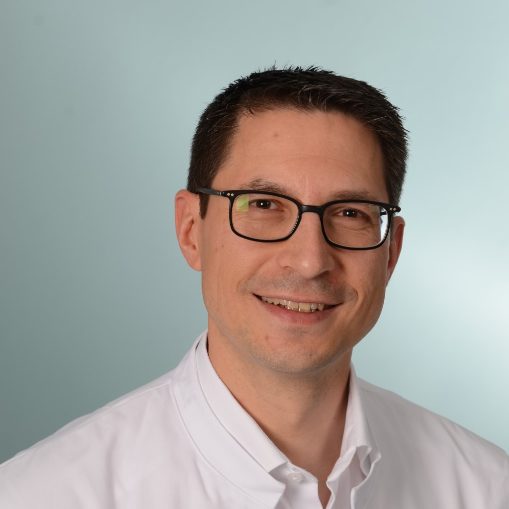 Dr. med. Robert Grill